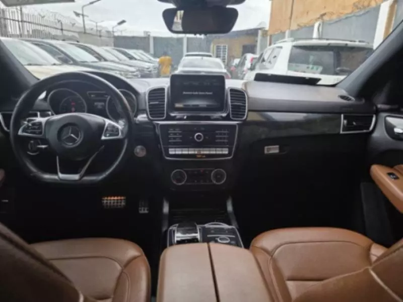 Mercedes-Benz GLE 450   - 2016
