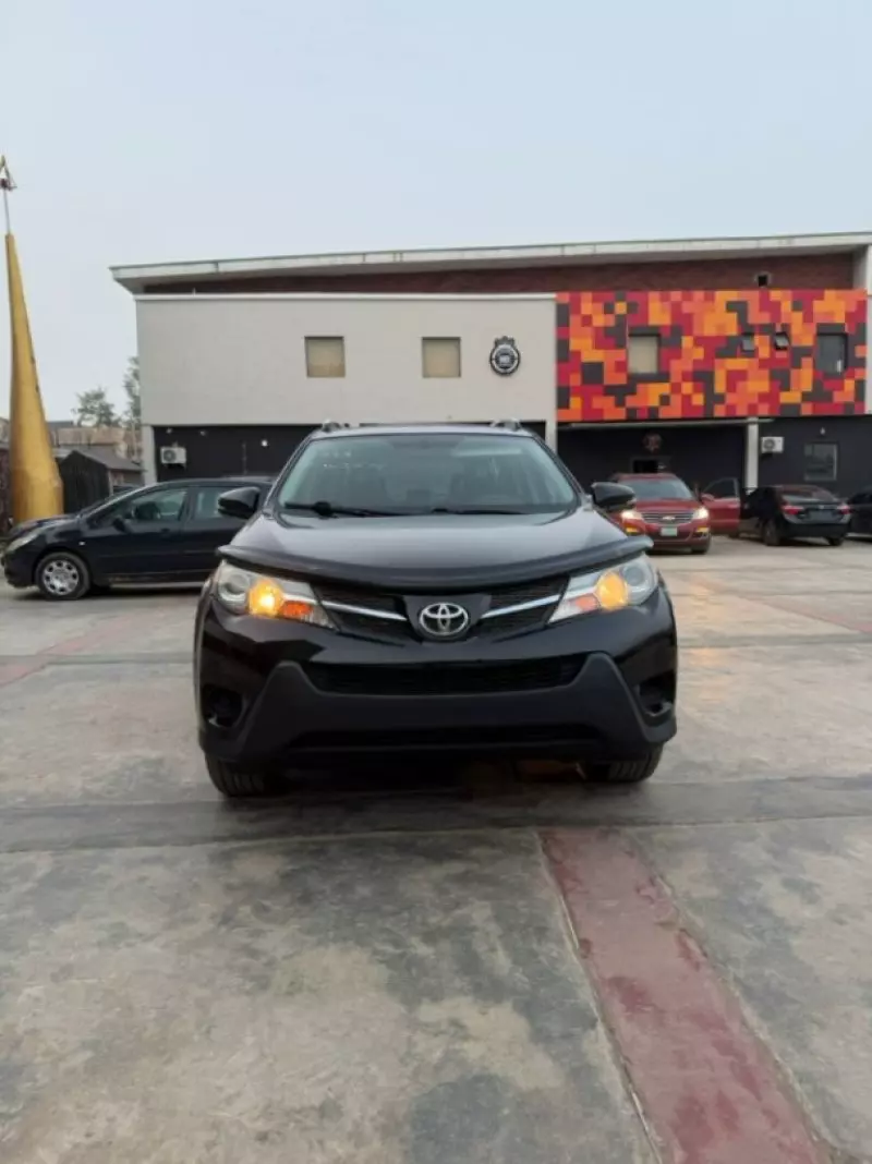 Toyota RAV4 - 2014