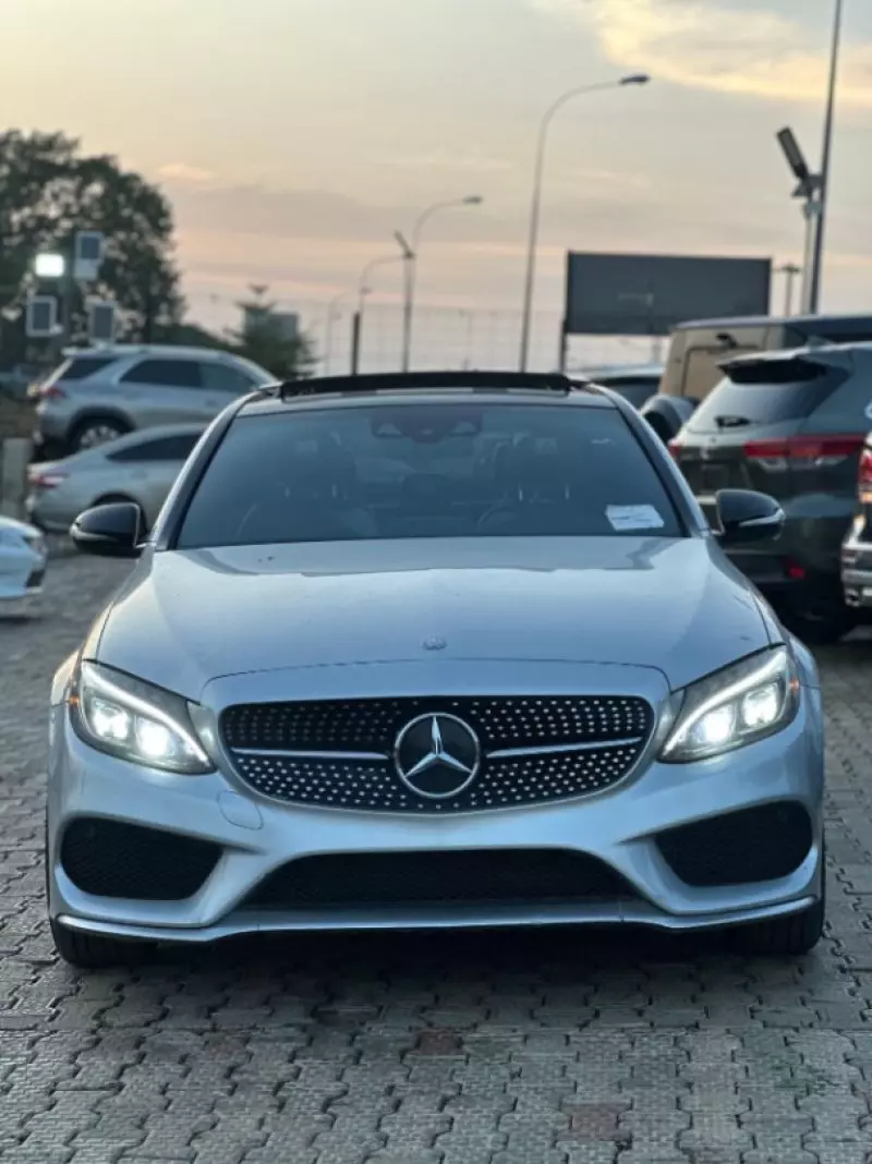 Mercedes-Benz C 450 AMG