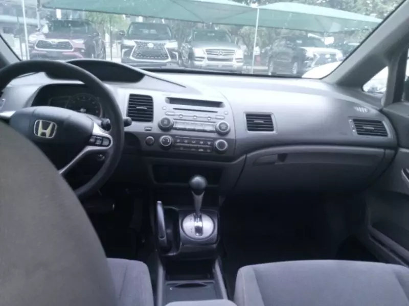 Honda Civic   - 2010