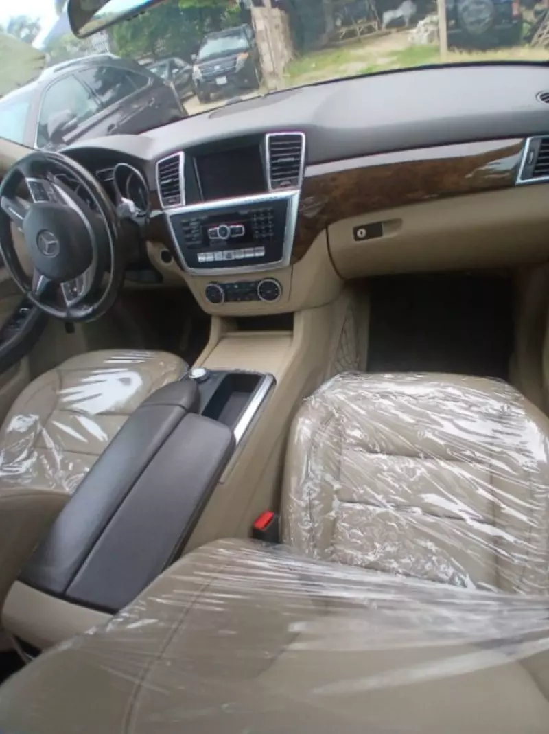 Mercedes-Benz 350   - 2013