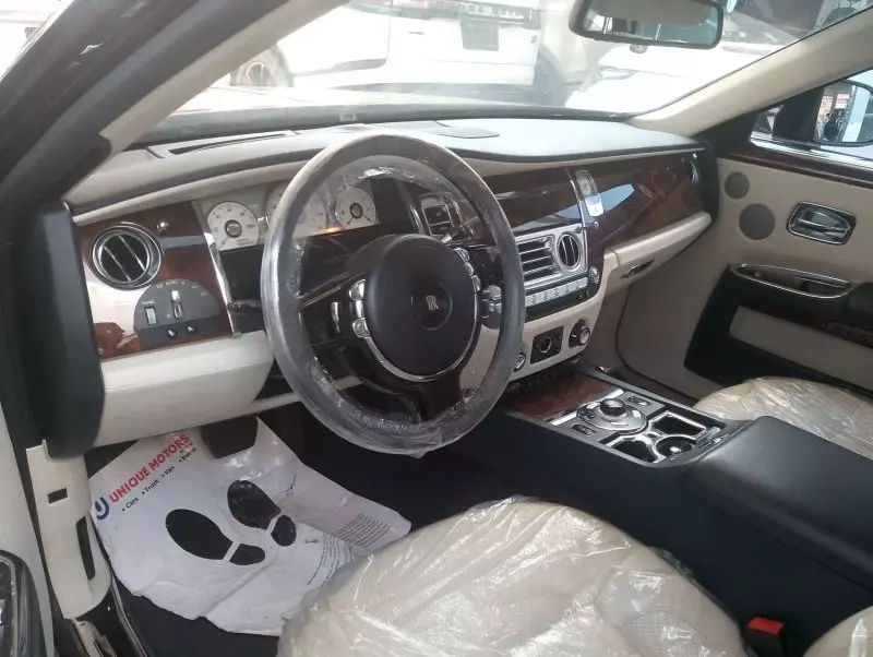 Rolls-Royce Ghost   - 2013