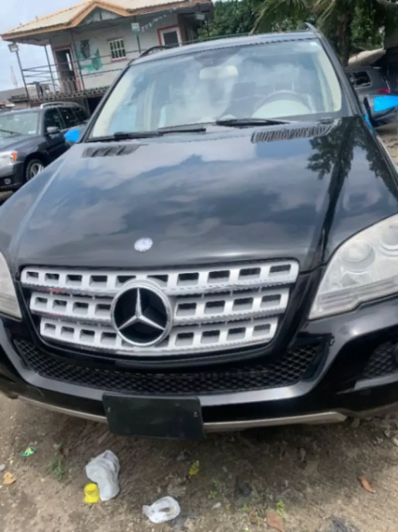 Mercedes-Benz ML 350   - 2010