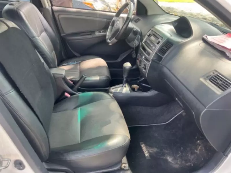 Toyota Vios   - 2010