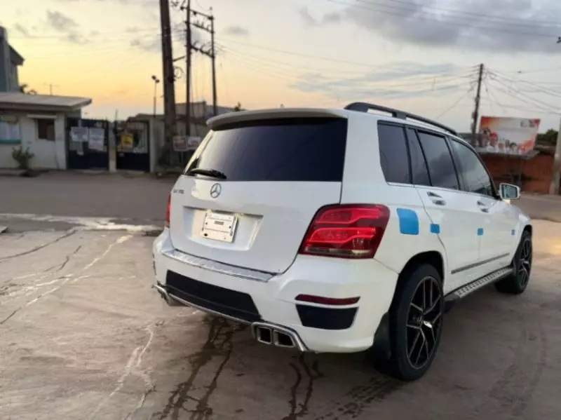 Mercedes-Benz GLK 350   - 2013