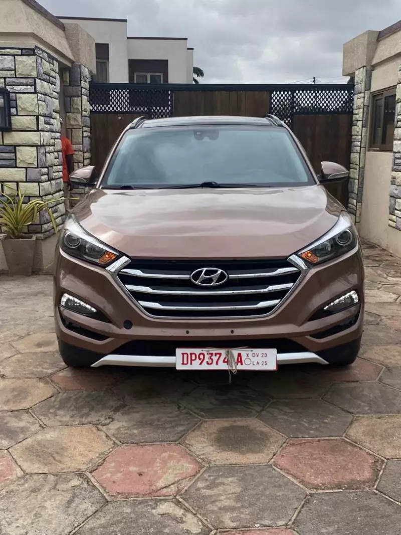 Hyundai Tucson   - 2017