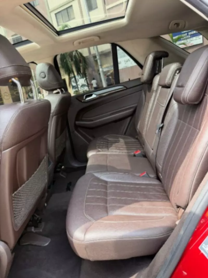 Mercedes-Benz GLE-Class   - 2016