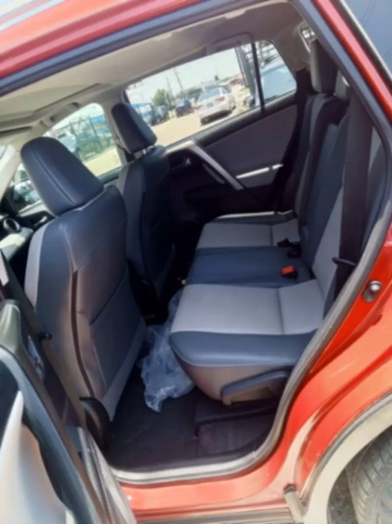 Toyota RAV4   - 2015