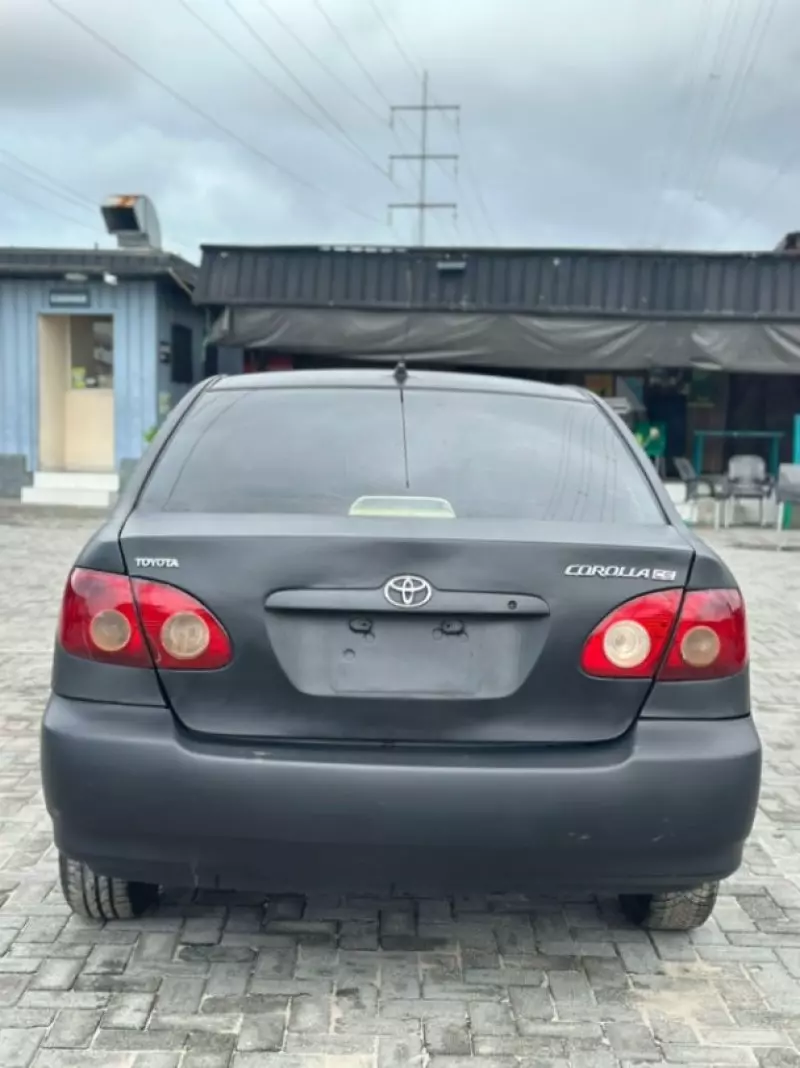 Toyota Corolla   - 2008