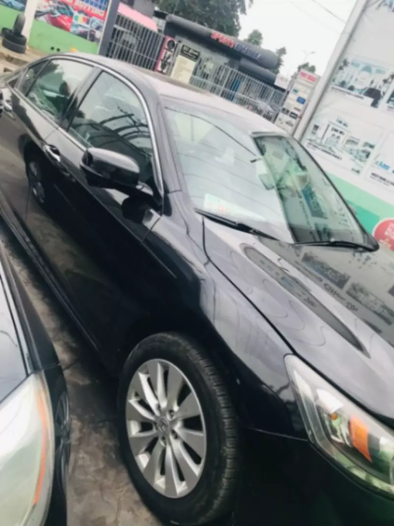 Honda Accord   - 2013