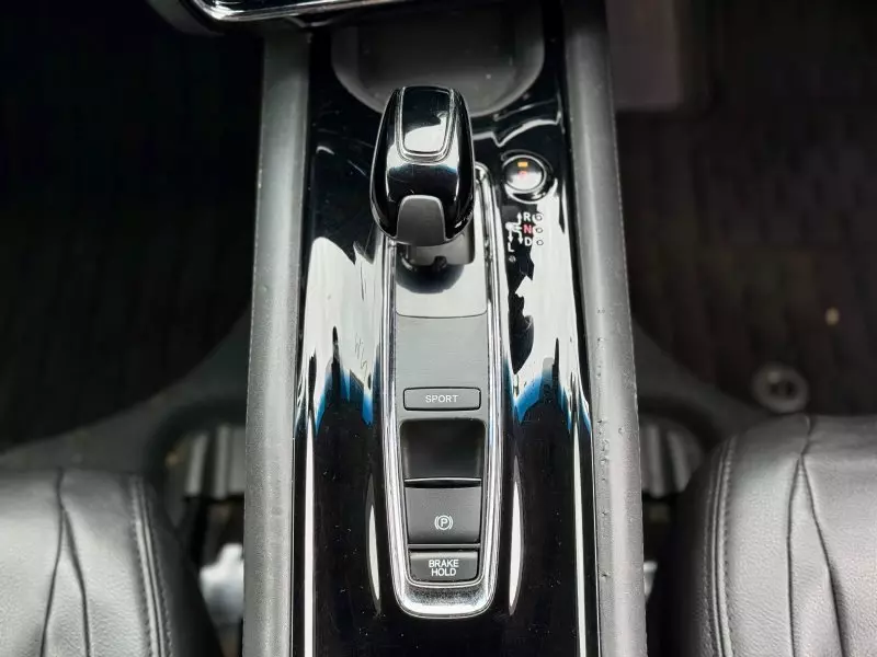 Honda Vezel    - 2018
