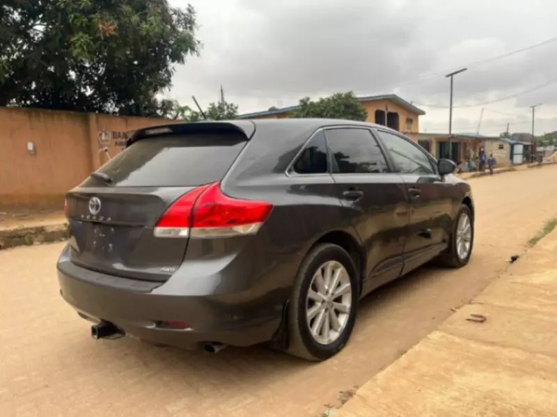 Toyota Venza   - 2010