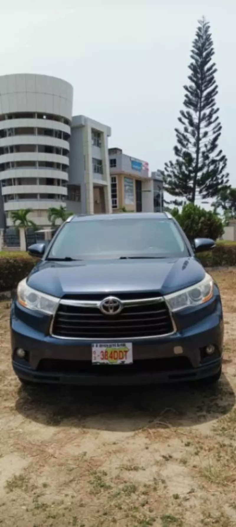 Toyota Highlander   - 2014