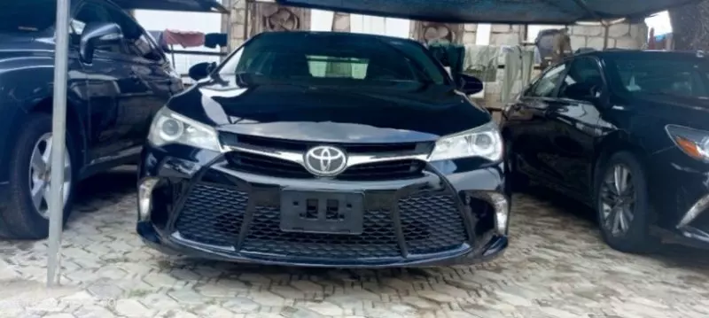 Toyota Camry   - 2015