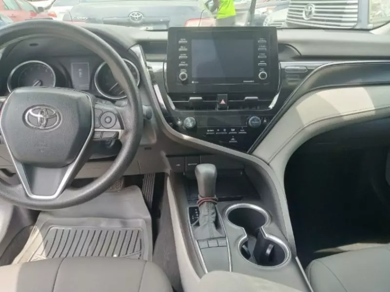 Toyota Camry   - 2022