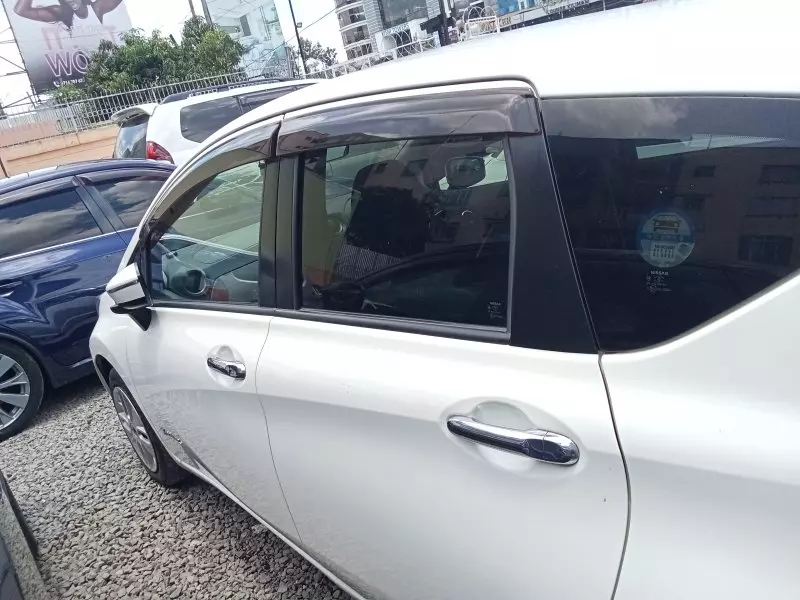 Nissan Note Hybrid E-Power   - 2017
