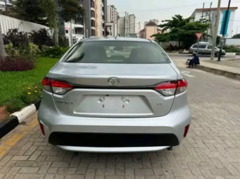 Toyota Corolla   - 2013