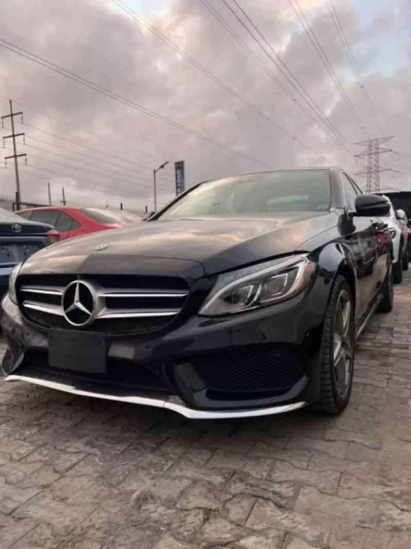 Mercedes-Benz C 300   - 2018