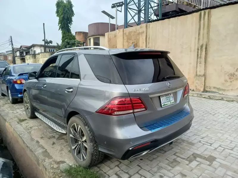 Mercedes-Benz ML 350