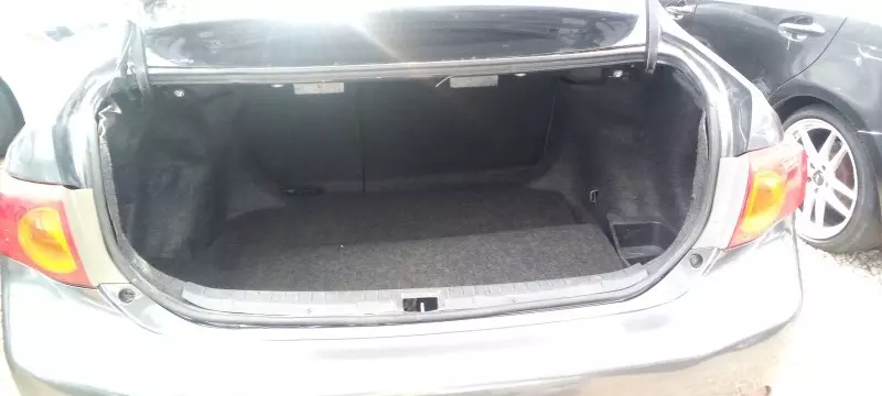 Toyota Corolla   - 2009