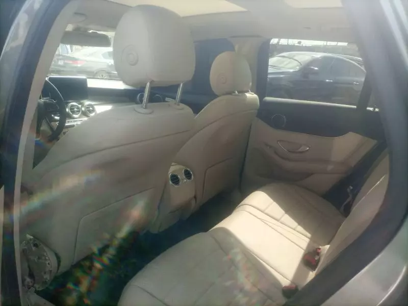 Mercedes-Benz GLC 300   - 2016