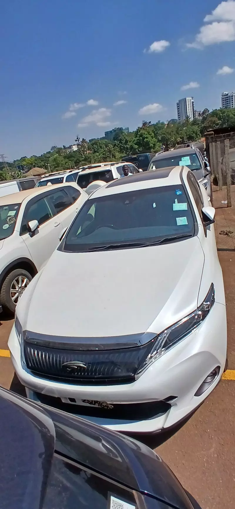Toyota Harrier   - 2015