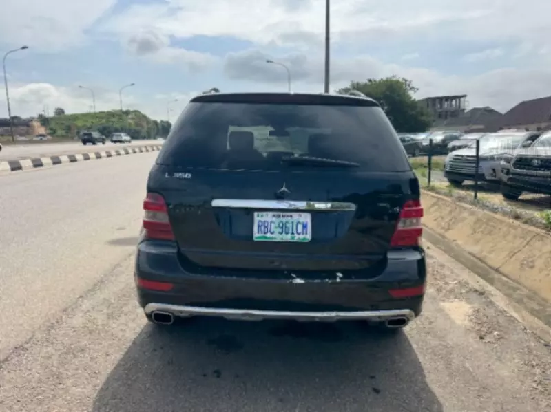 Mercedes-Benz ML 350   - 2006