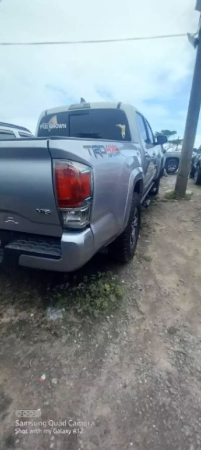 Toyota Tacoma   - 2017