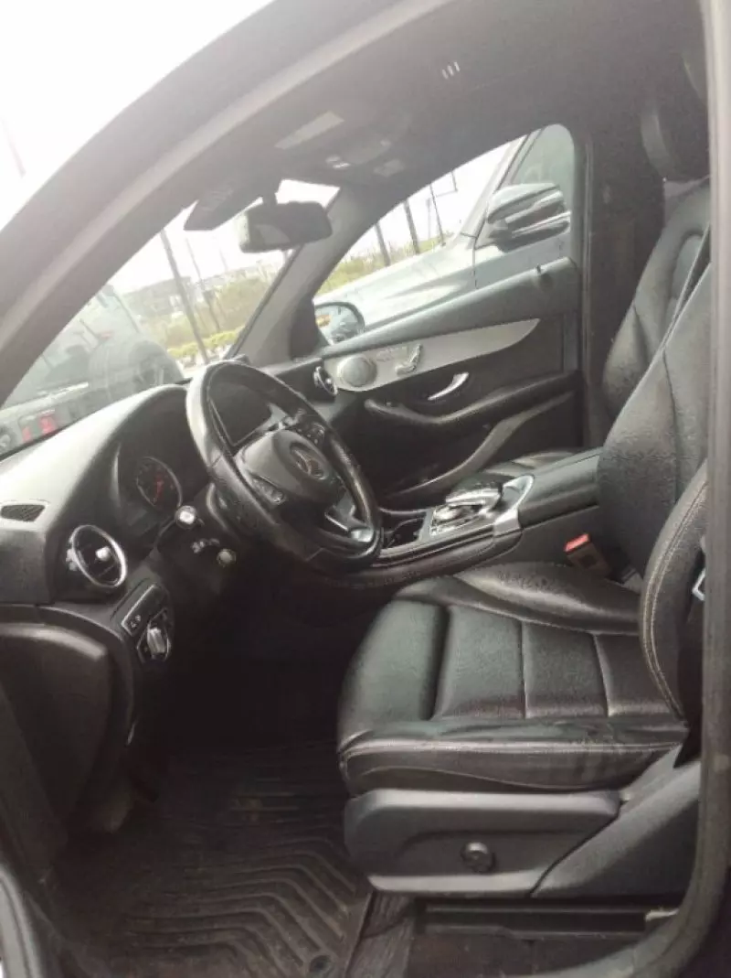 Mercedes-Benz GLC 300   - 2019