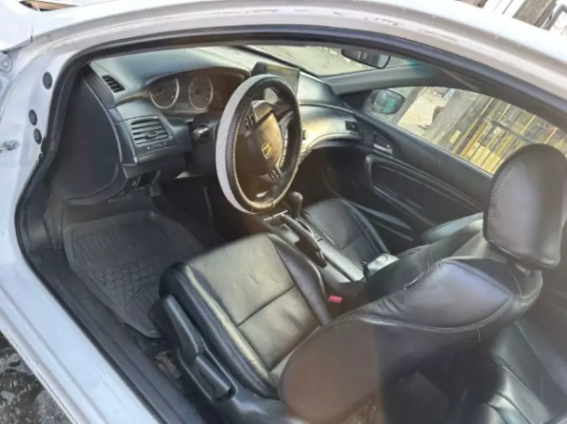 Honda Accord   - 2009