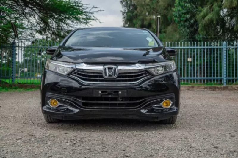 Honda Fit shuttle hybrid   - 2018