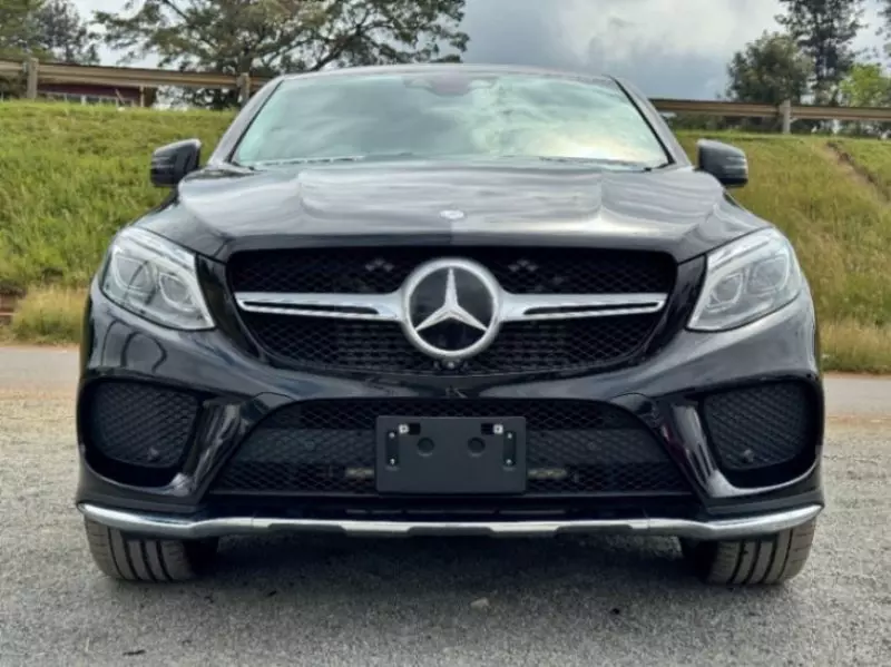Mercedes-Benz GLC 220   - 2018