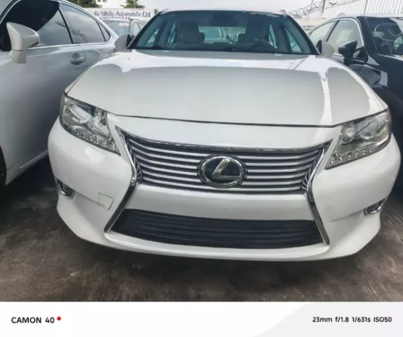 Lexus ES 330   - 2013