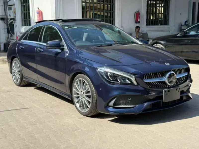Mercedes-Benz CLA 180