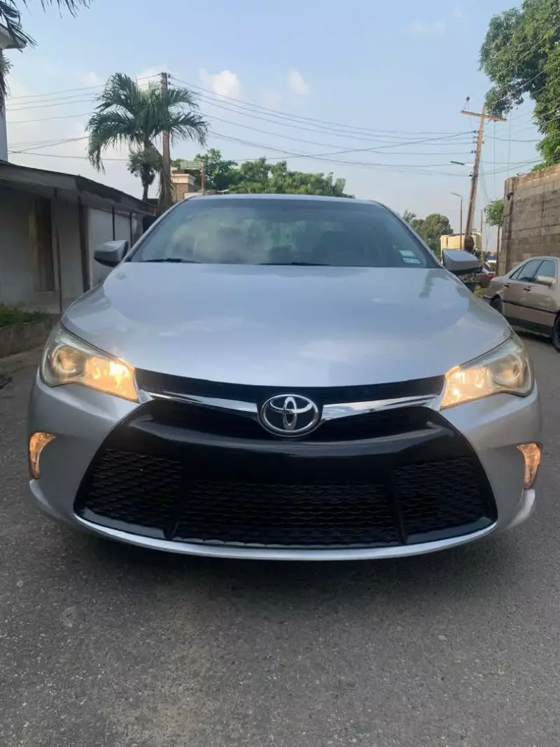 Toyota Camry   - 2017