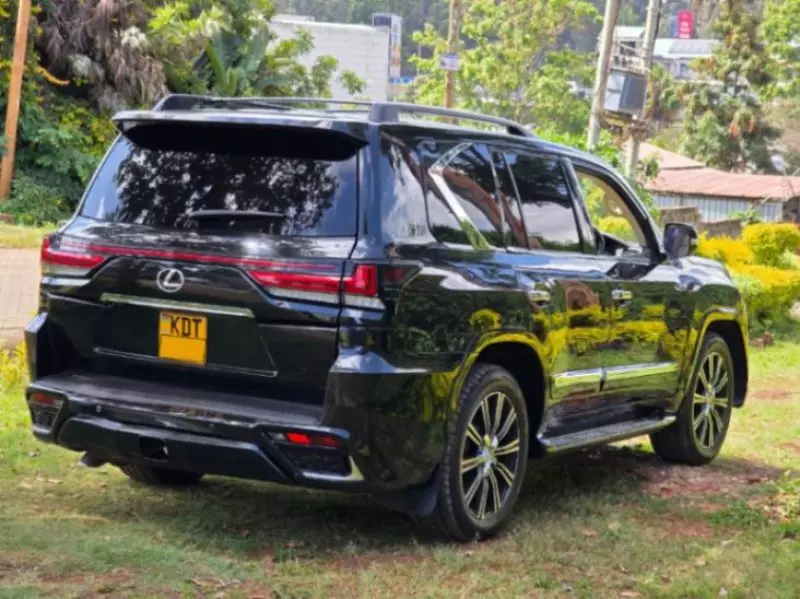 Lexus LX 570