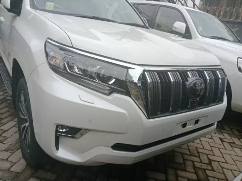 Toyota Landcruiser Prado   - 2019