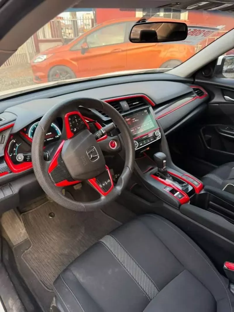 Honda Civic   - 2017