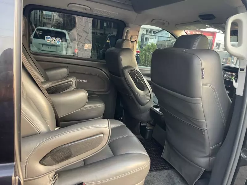Mercedes-Benz metris   - 2017