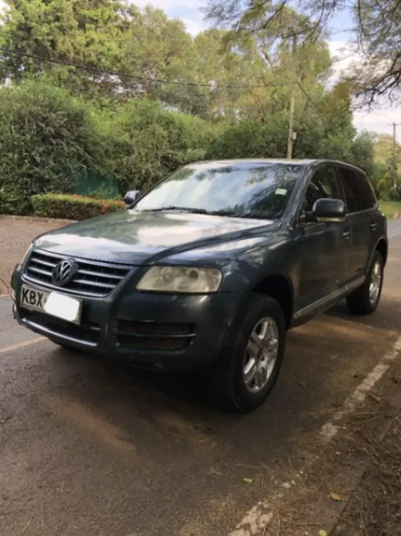 Volkswagen Touareg   - 2006