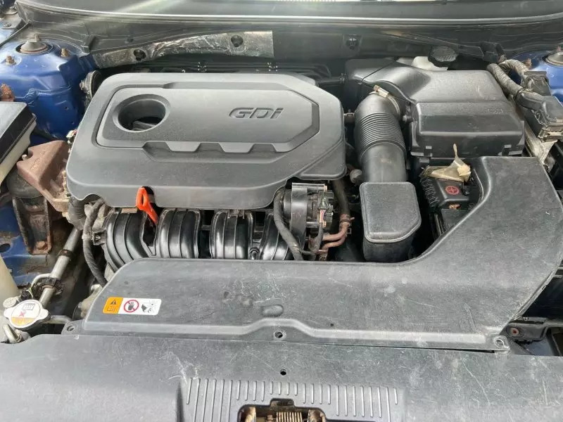 Hyundai Sonata   - 2015