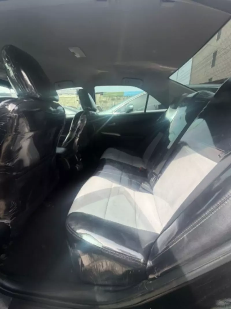 Toyota Camry   - 2013