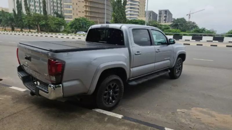 Toyota Tacoma   - 2021