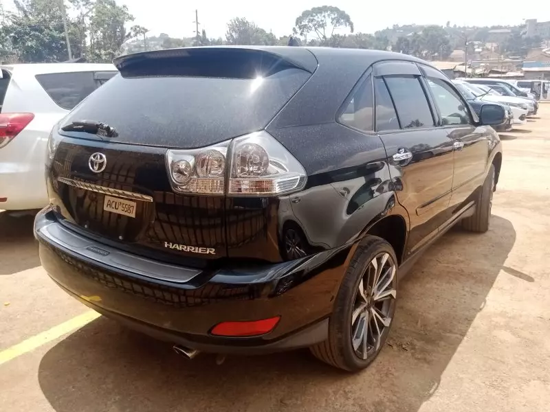 Toyota Harrier   - 2009