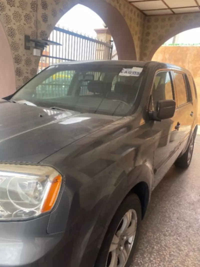 Honda Pilot   - 2012