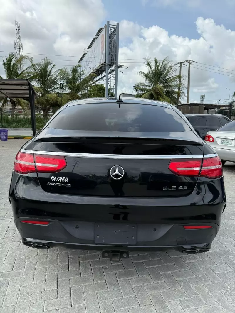 Mercedes-Benz GLE-Class   - 2018