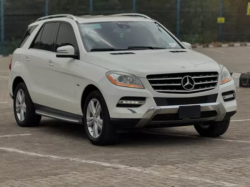 Mercedes-Benz ML 350   - 2012