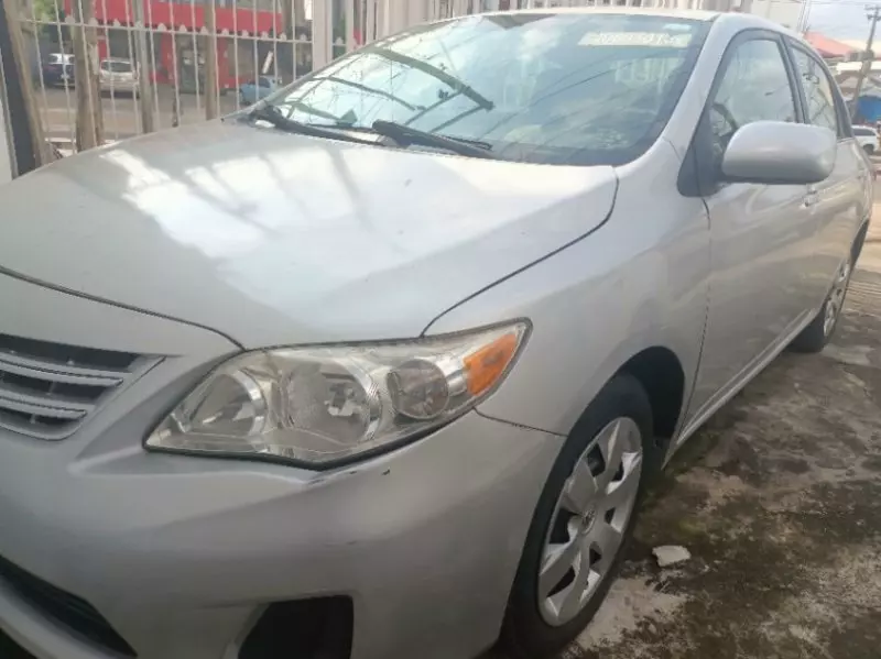 Toyota Corolla   - 2013