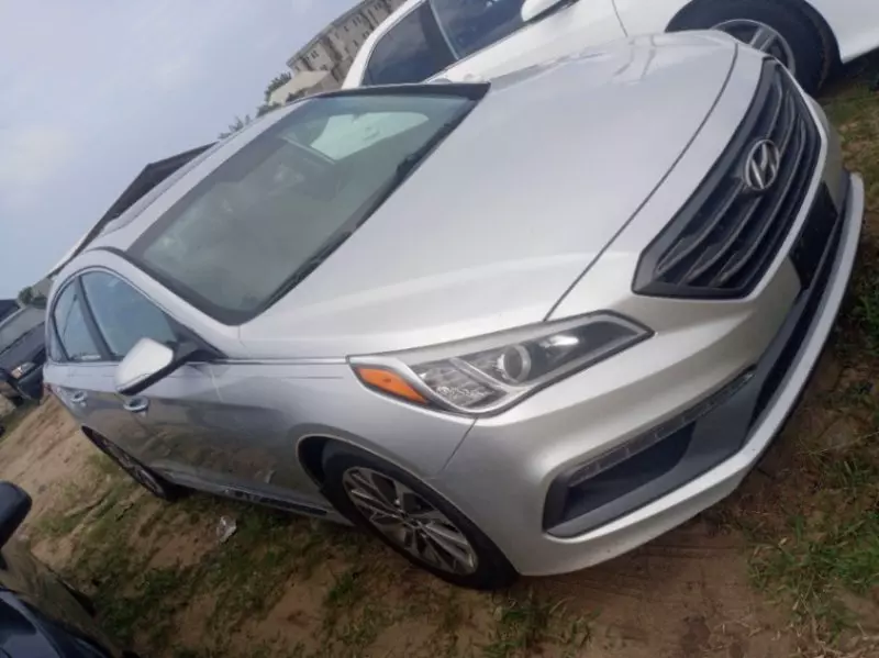 Hyundai SONATA 2,0L BVA GL   - 2017