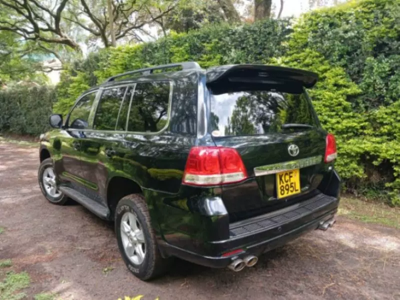 Toyota Landcruiser Vx V8    - 2008